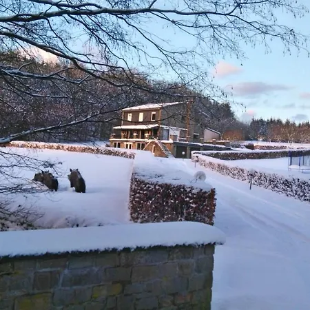 Prázdninový dům 5 Bedrooms House With Lake View Furnished Garden And Wifi At *